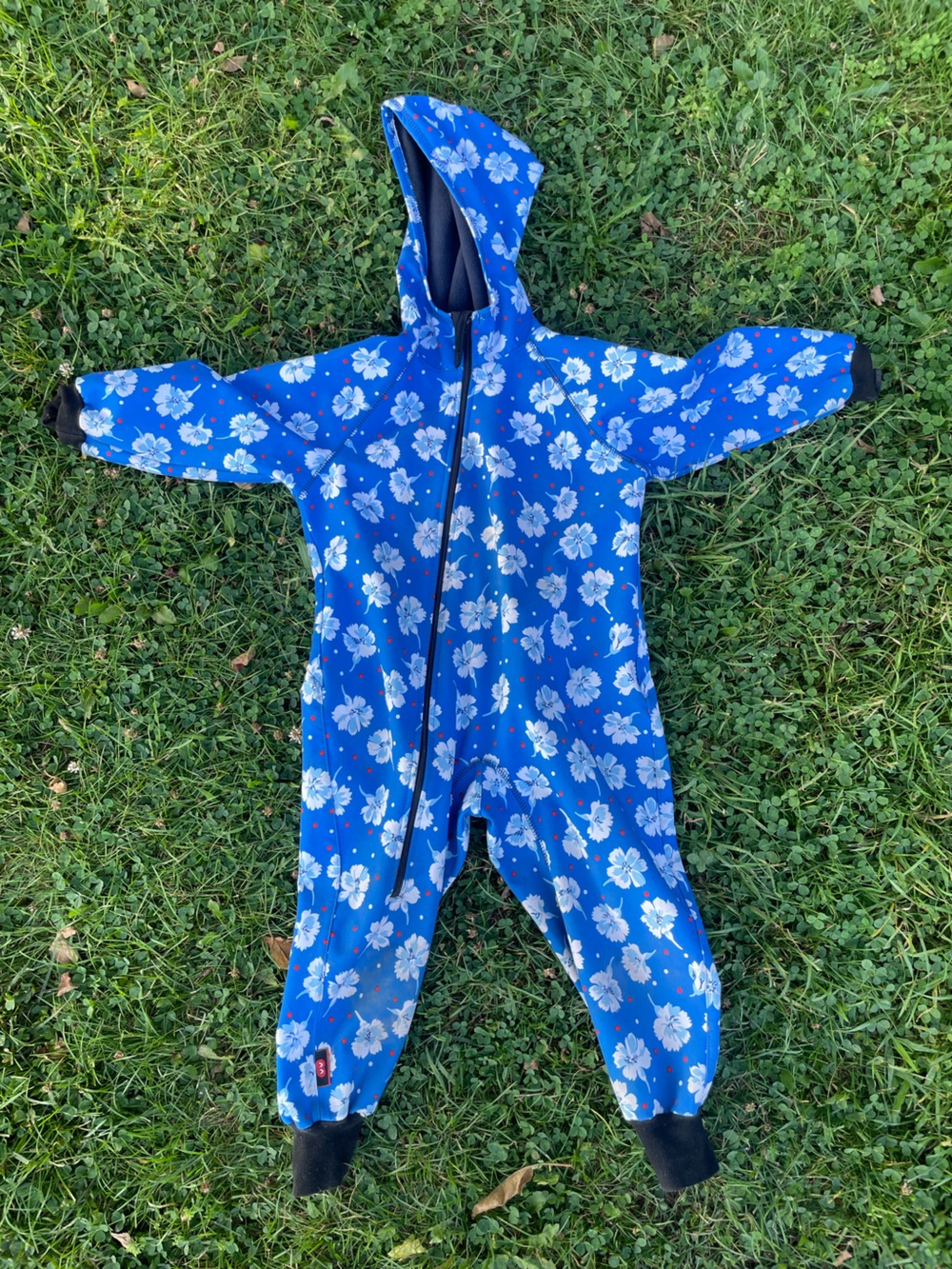 Blue zip up rain suit with hood
